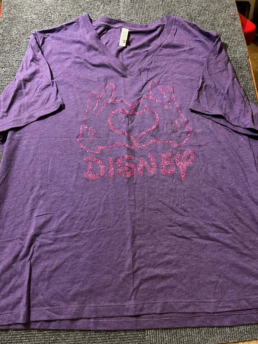 Bella + Canvas Disney Purple V-Neck with Glitter Heart Hands Graphic Size 2XL